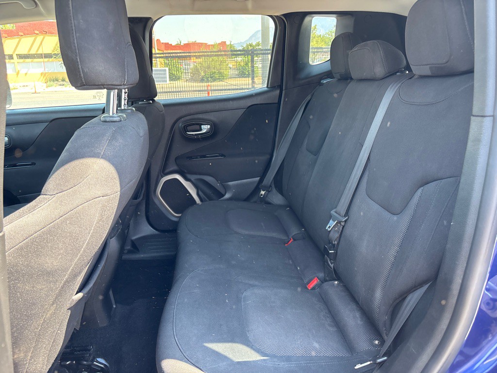 2017 Jeep Renegade Image 10