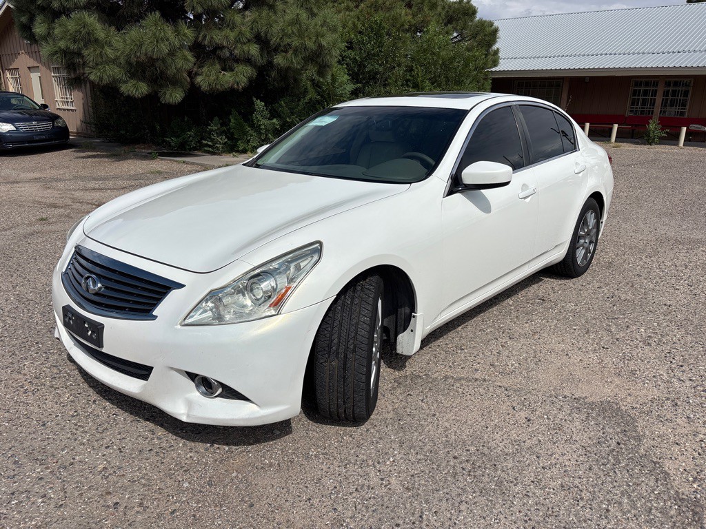 2013 INFINITI G37 Image 3