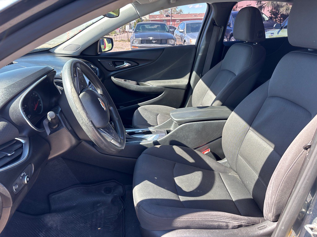 2020 Chevrolet Malibu Image 9