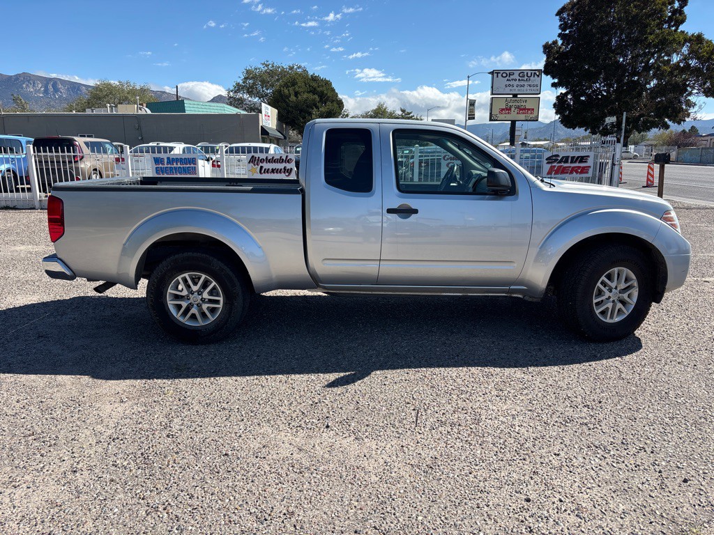 2021 Nissan Frontier Image 8
