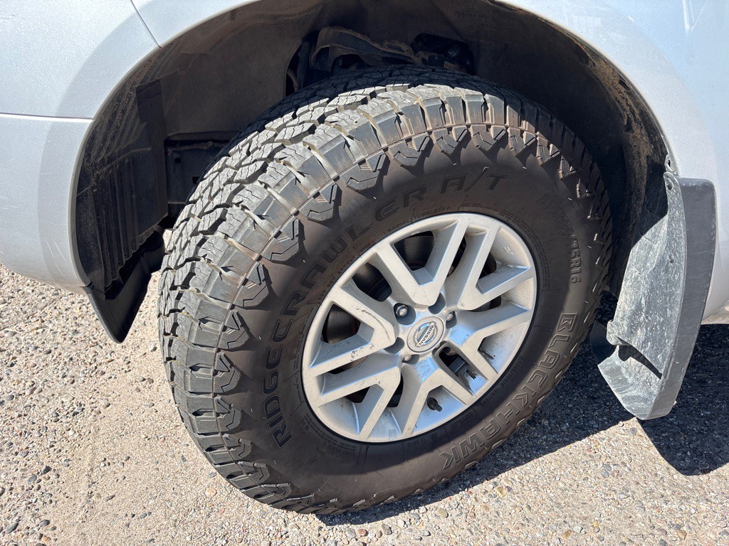 2021 Nissan Frontier Image 15