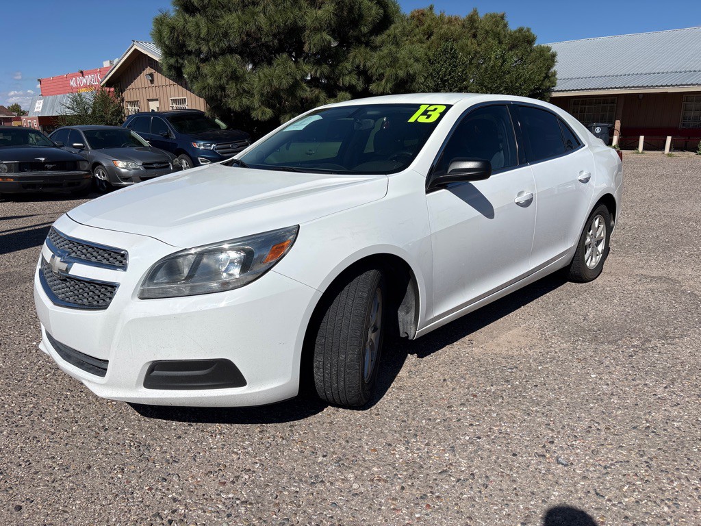 2013 Chevrolet Malibu Image 3