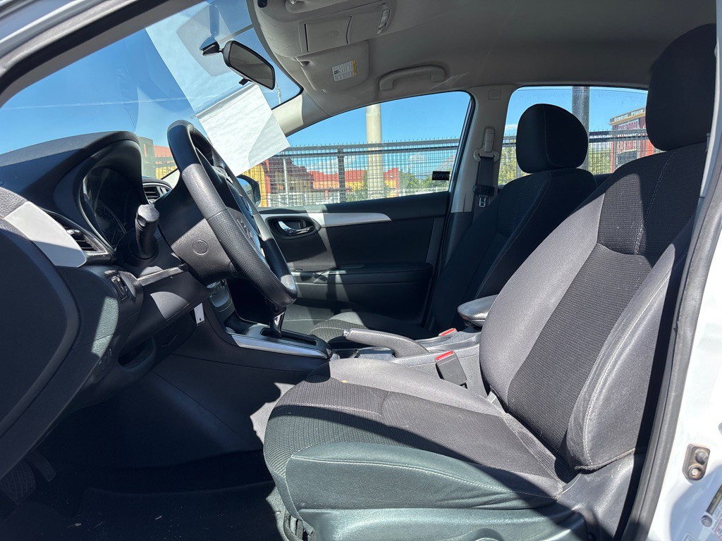 2018 Nissan Sentra Image 9