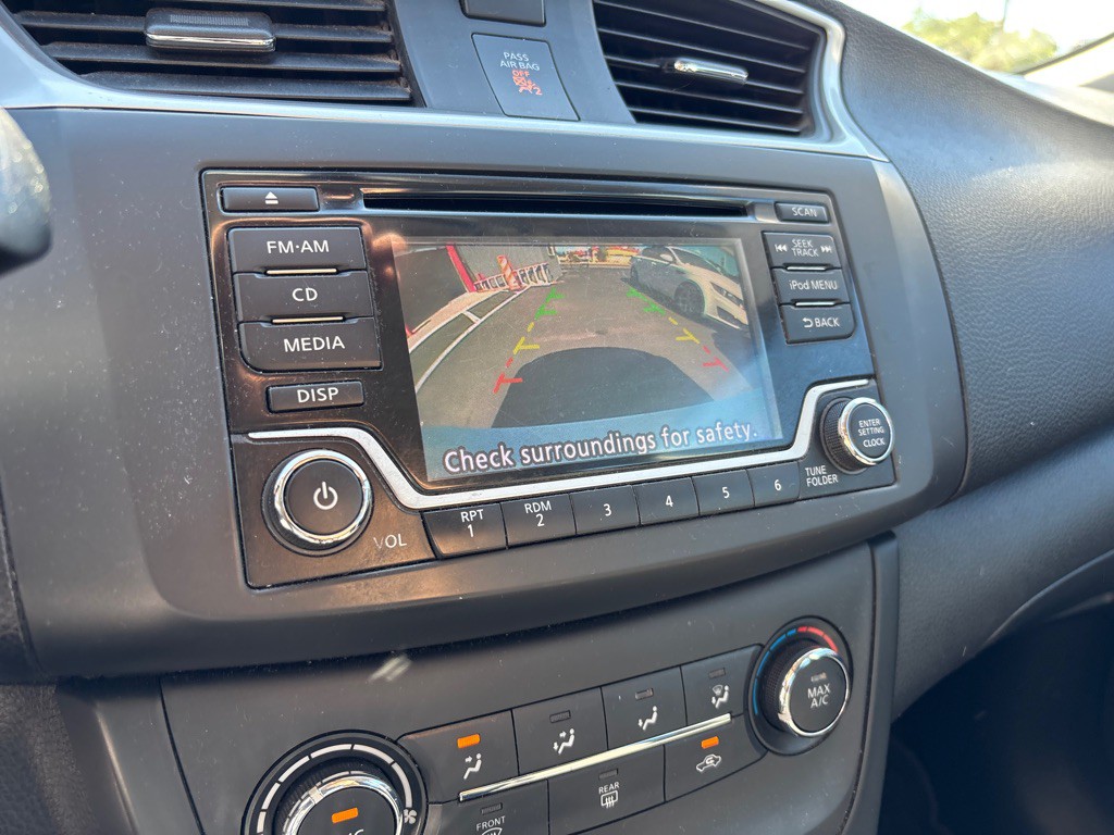 2018 Nissan Sentra Image 18