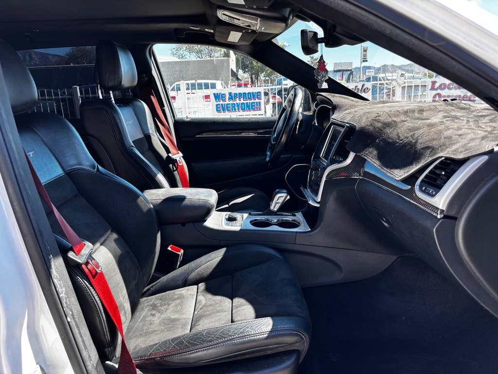 2018 Jeep Grand Cherokee Image 13