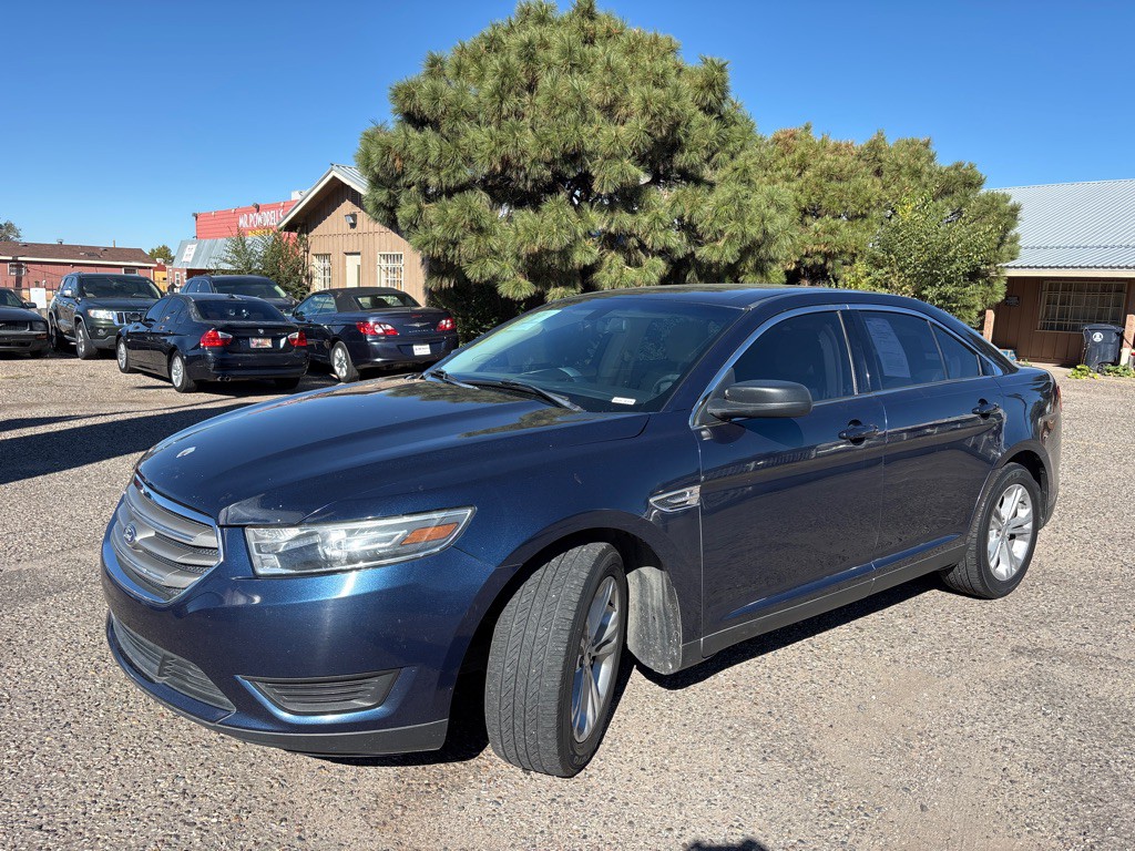 2017 Ford Taurus Image 3
