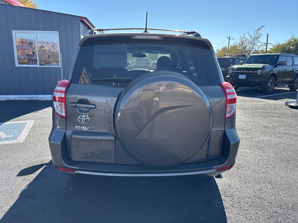 2011 Toyota Rav4 Image 6