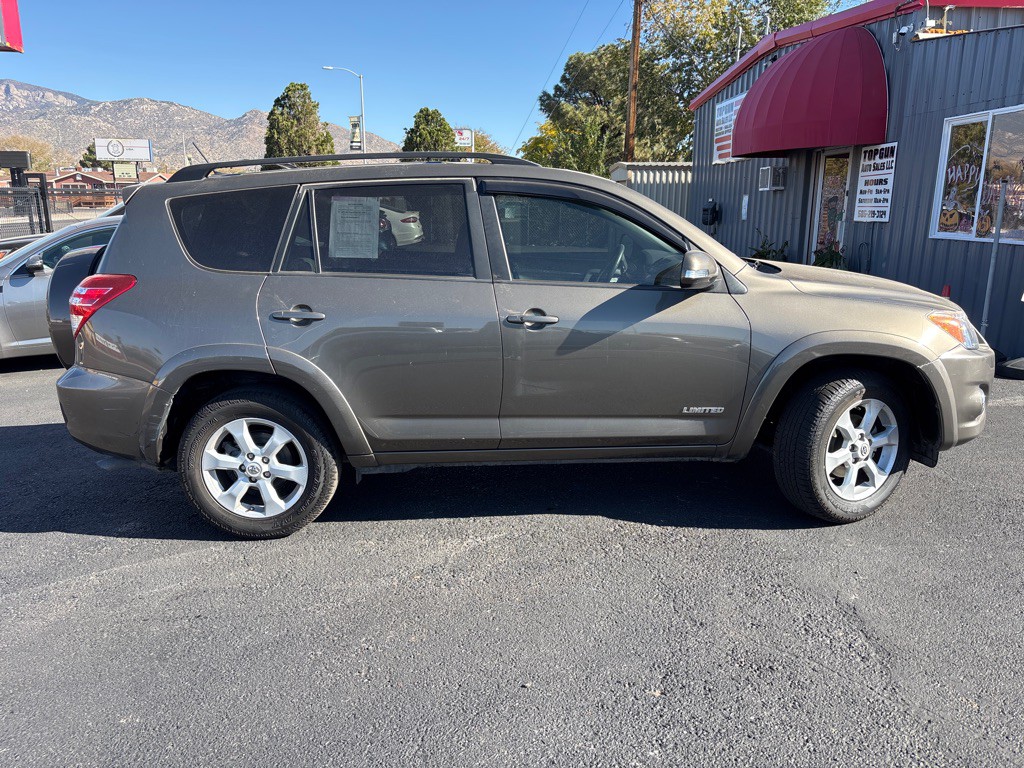 2011 Toyota Rav4 Image 8