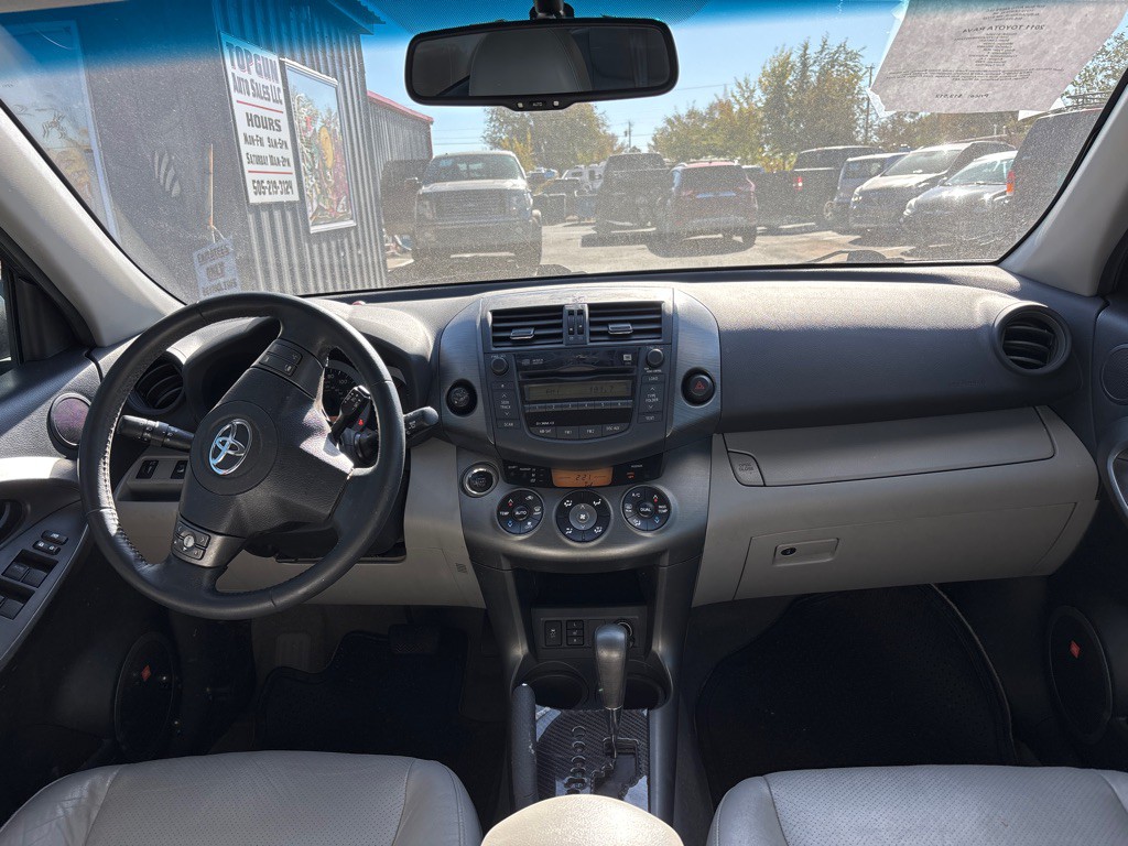 2011 Toyota Rav4 Image 14