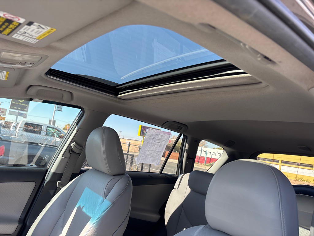 2011 Toyota Rav4 Image 18