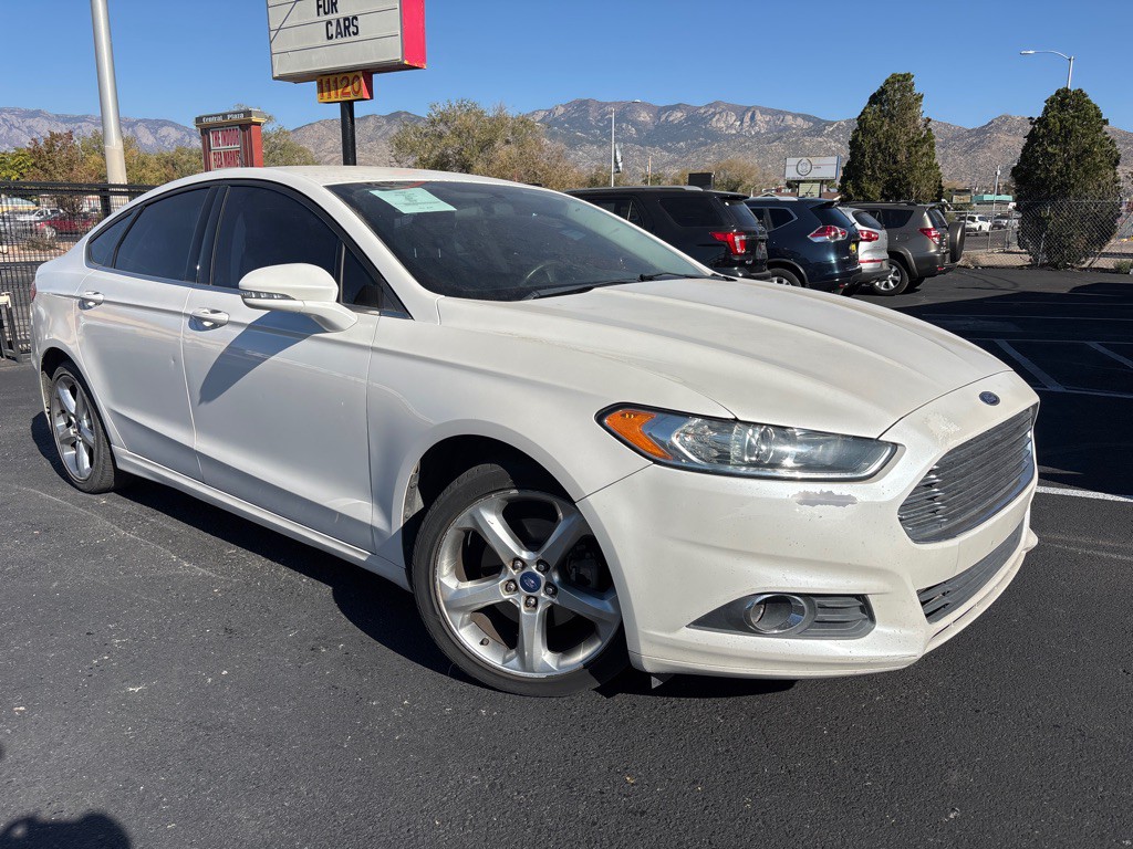 2015 Ford Fusion Image 1