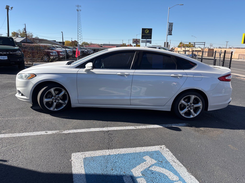 2015 Ford Fusion Image 4