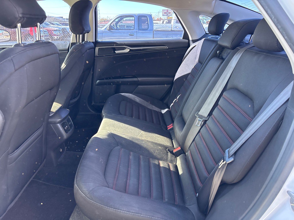 2015 Ford Fusion Image 10