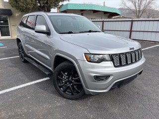 Image for 2020 Jeep Grand Cherokee Laredo ID: 7152307