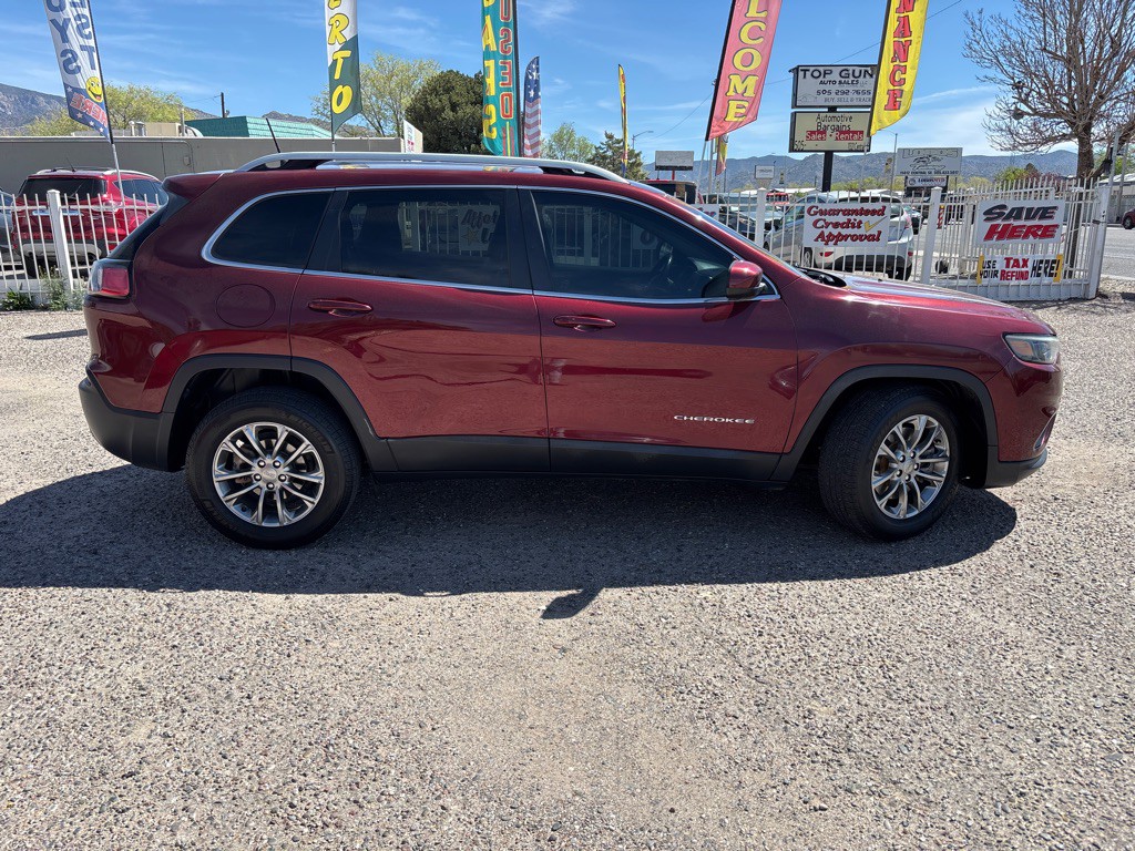 2019 Jeep Cherokee Image 8