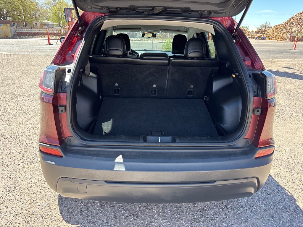 2019 Jeep Cherokee Image 11
