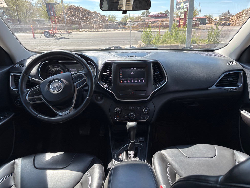 2019 Jeep Cherokee Image 14