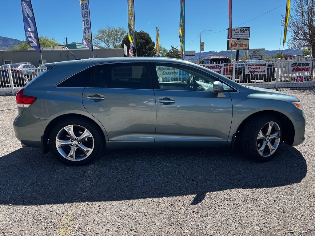 2011 Toyota Venza Image 8