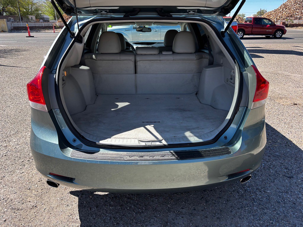2011 Toyota Venza Image 11