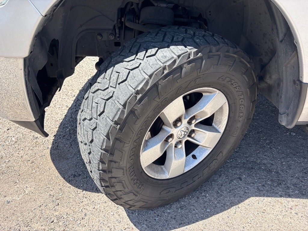 2014 RAM 1500 Image 16