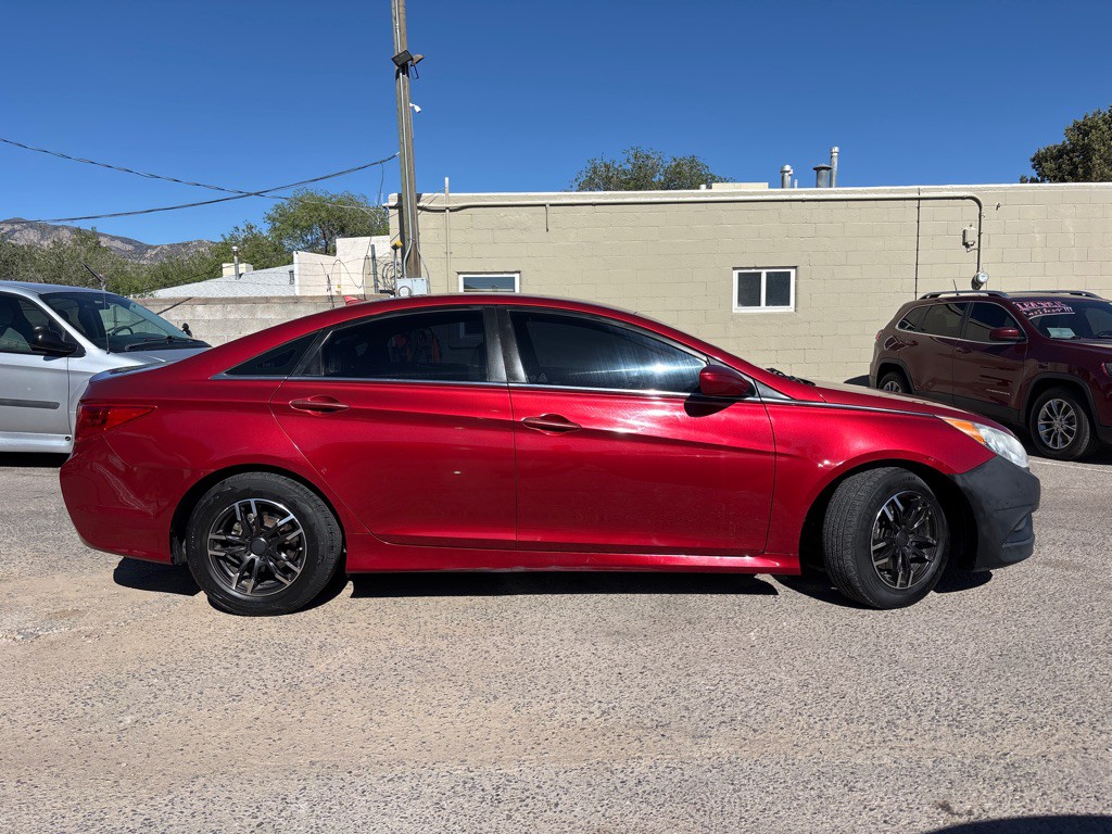 2014 Hyundai Sonata Image 8