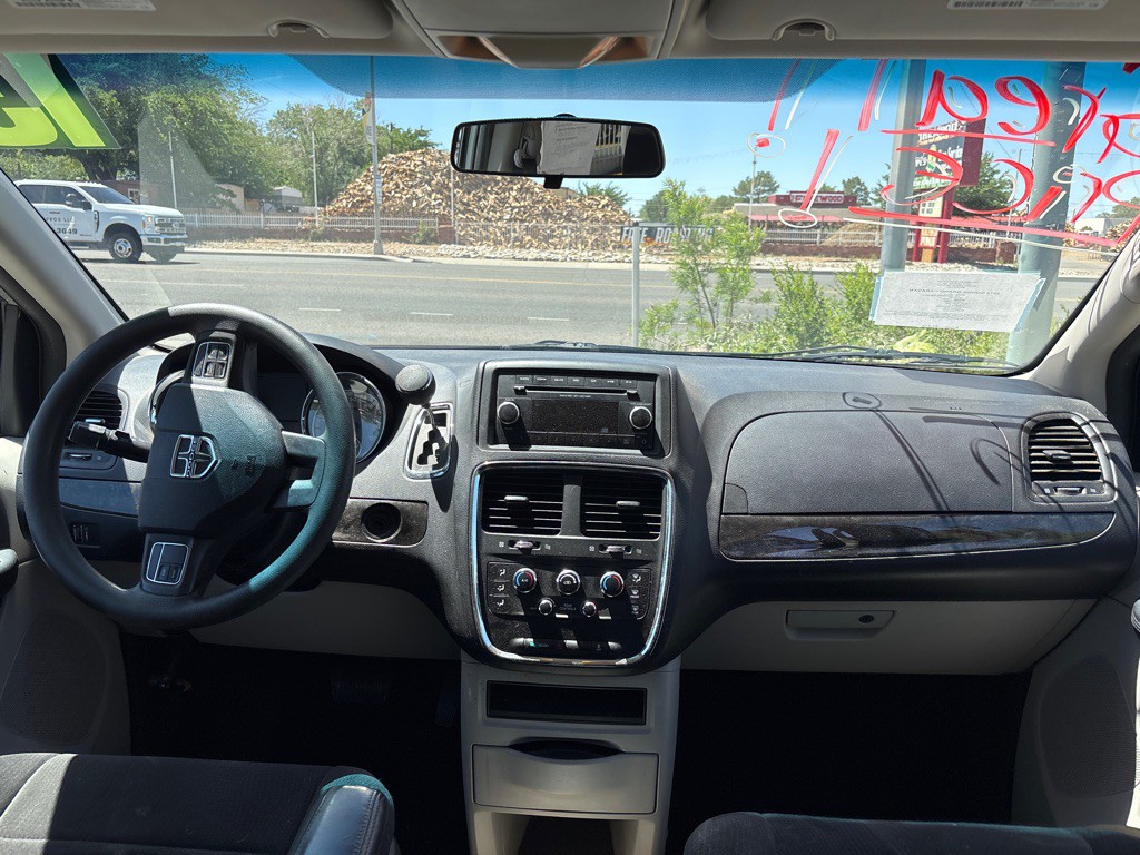2013 Dodge Grand Caravan Image 16