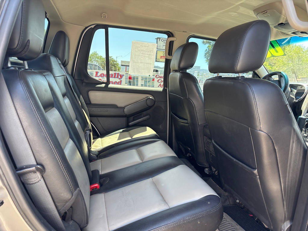 2008 Ford Explorer Image 12