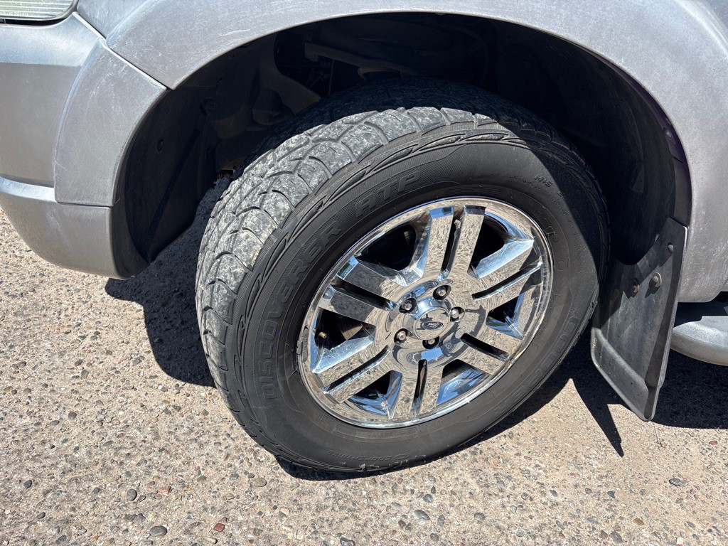 2008 Ford Explorer Image 19