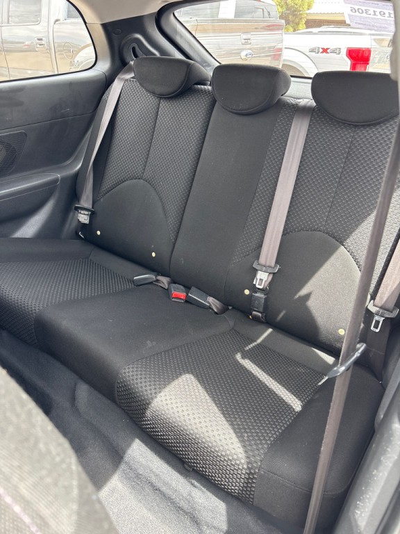 2009 Hyundai Accent Image 10