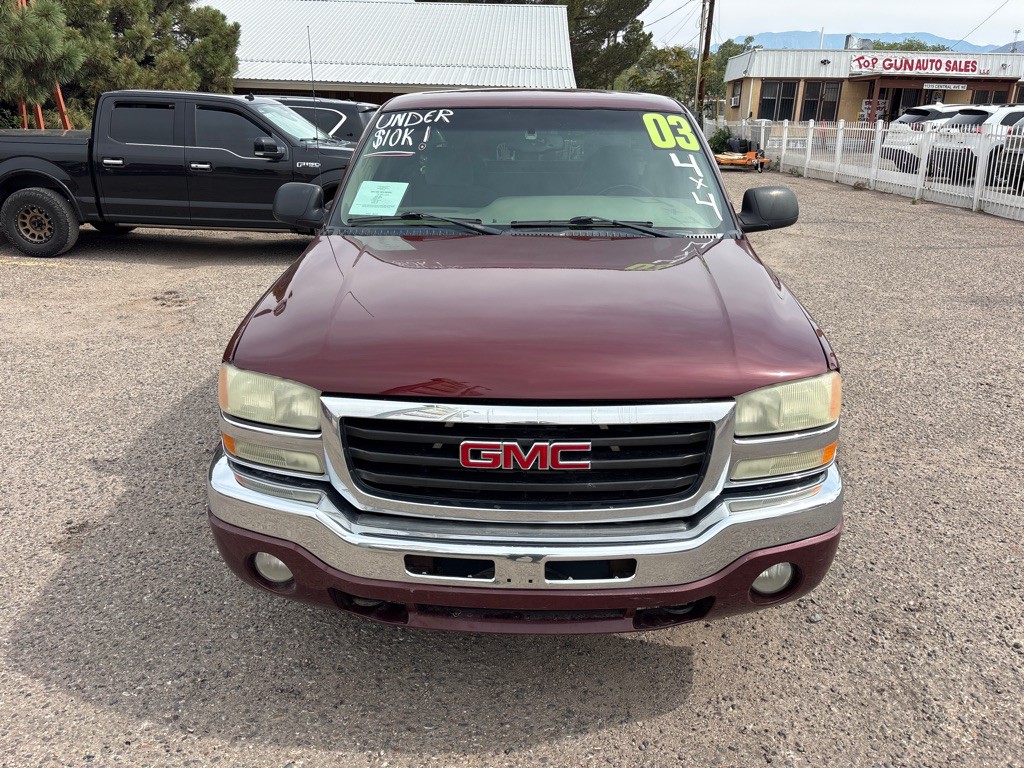 2003 GMC Sierra Image 2