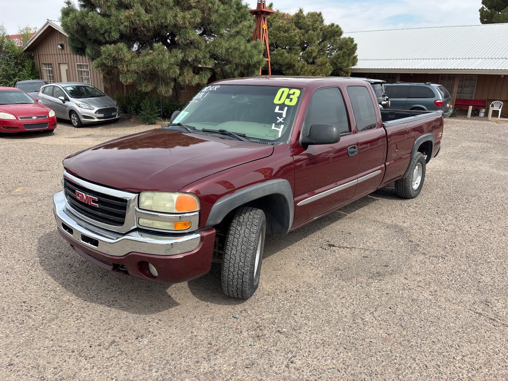 2003 GMC Sierra Image 3