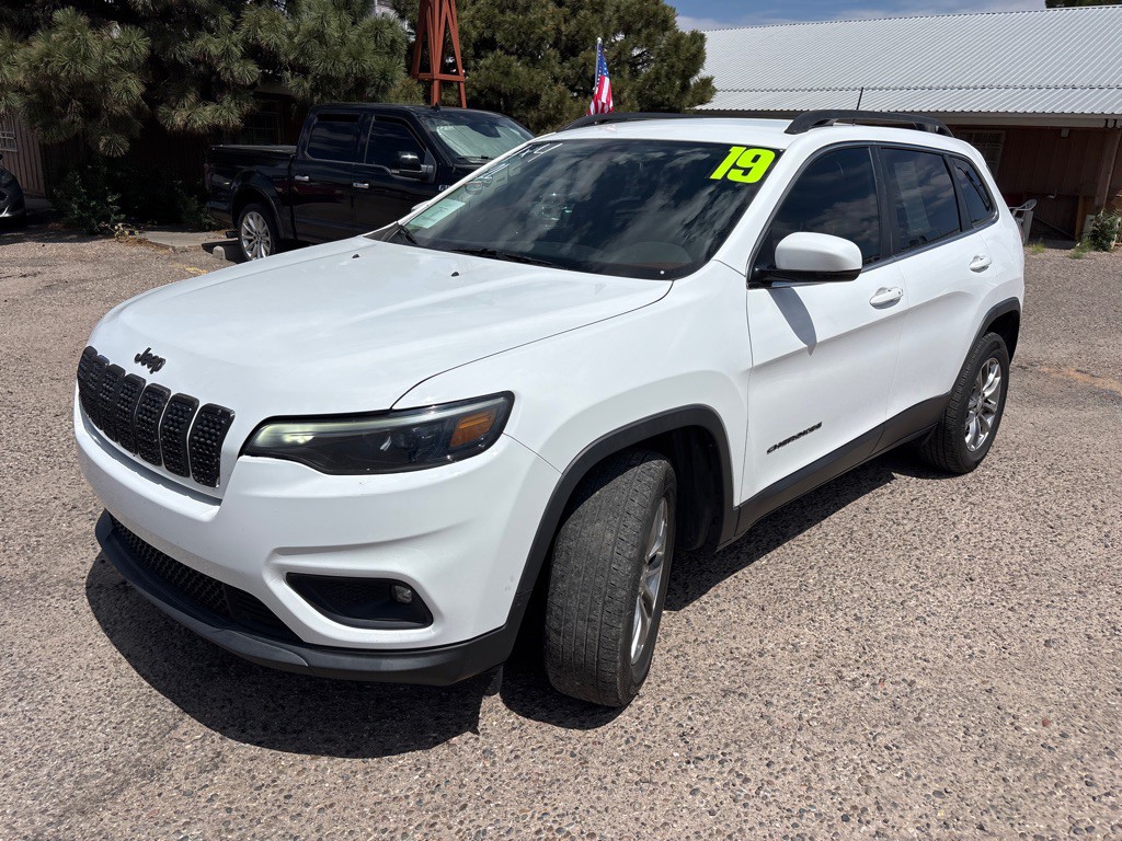2019 Jeep Cherokee Image 3