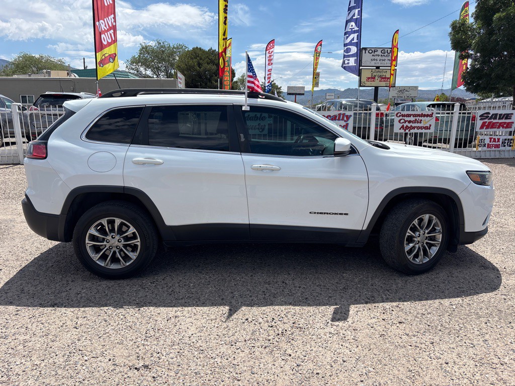 2019 Jeep Cherokee Image 8