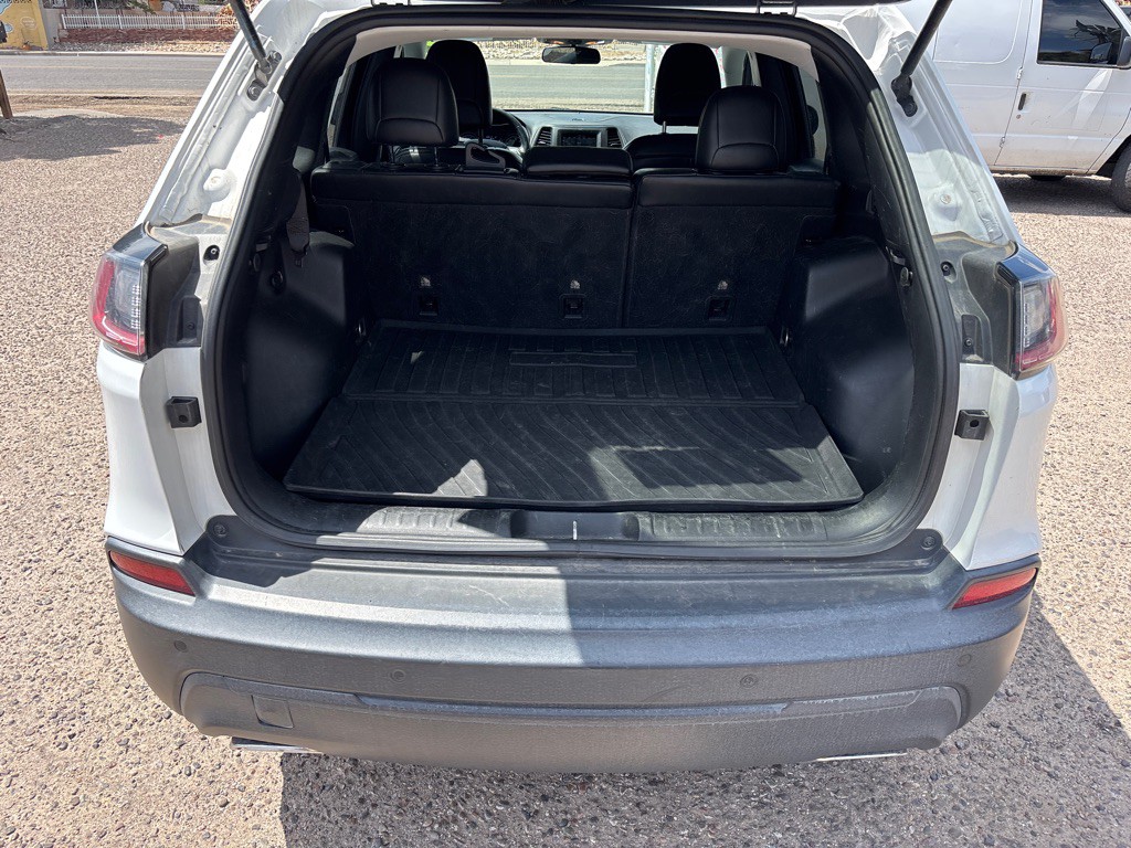 2019 Jeep Cherokee Image 11