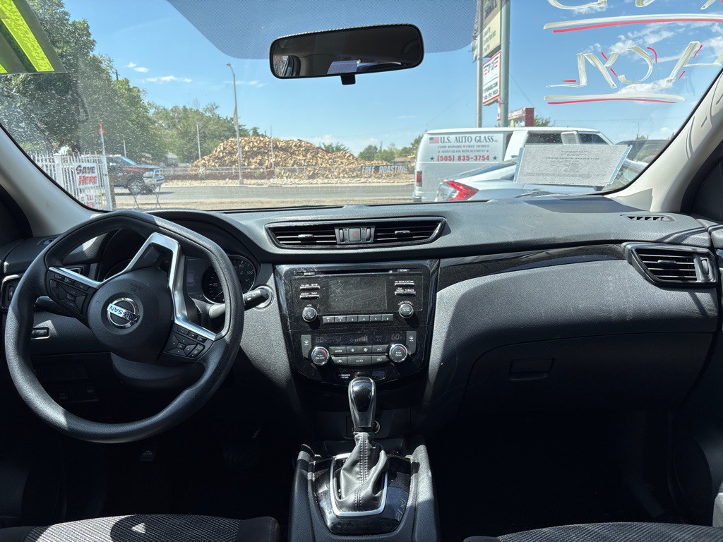 2017 Nissan Rogue Image 14