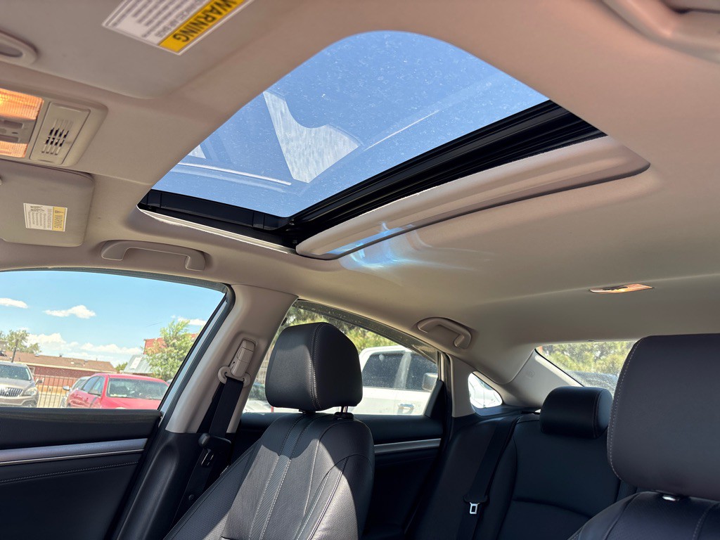 2018 Honda Civic Image 18