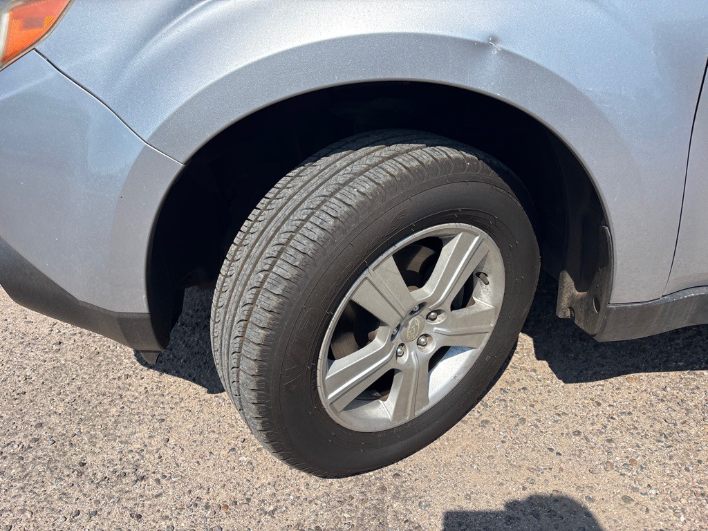 2012 Subaru Forester Image 17