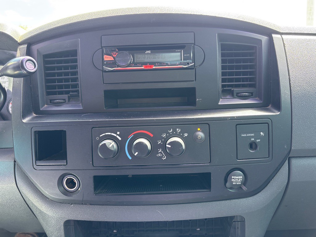 2007 Dodge Ram 1500 Image 11