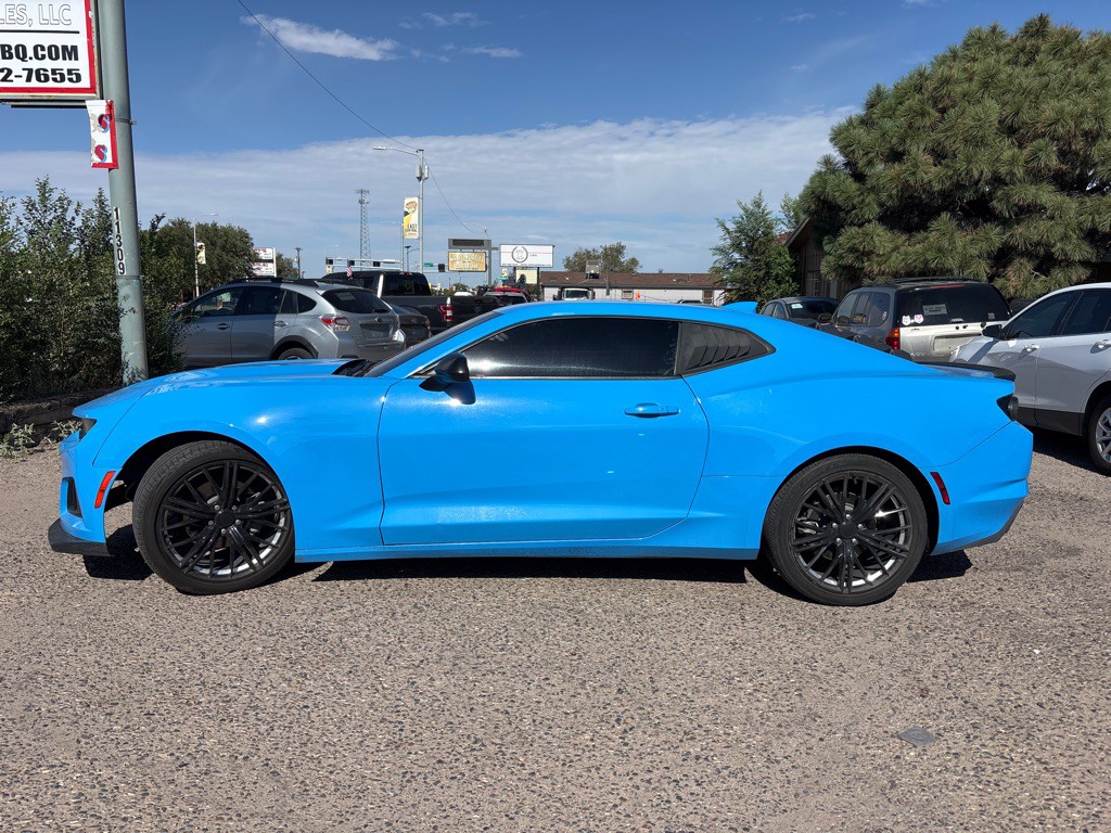 2023 Chevrolet Camaro Image 4