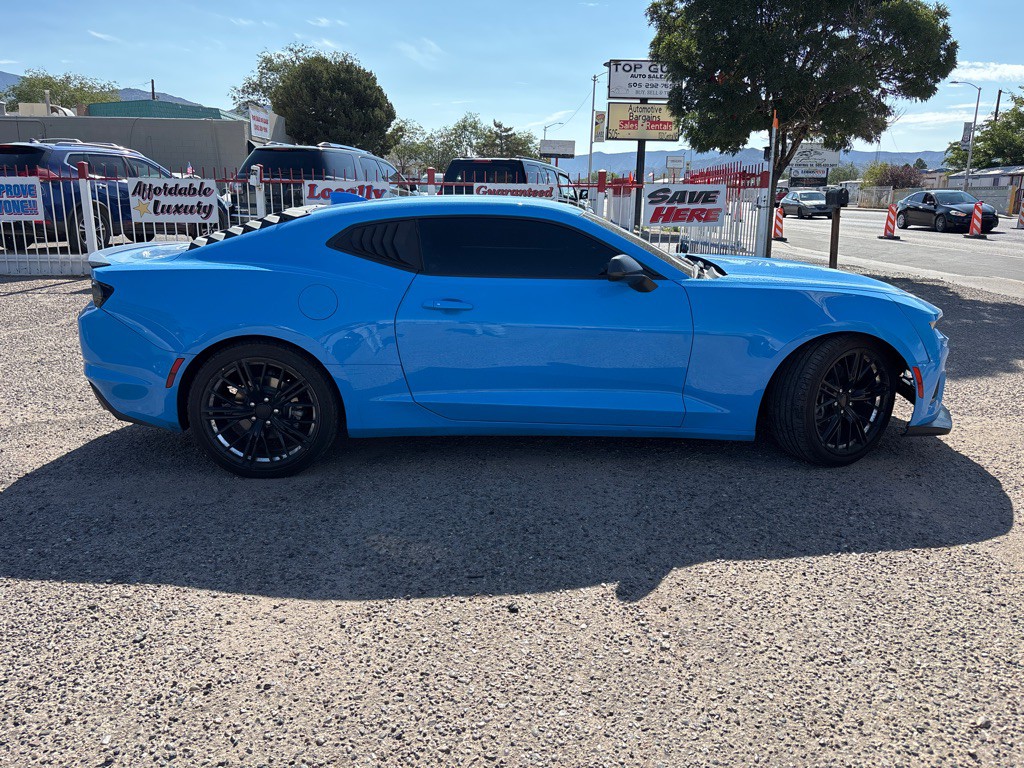2023 Chevrolet Camaro Image 8