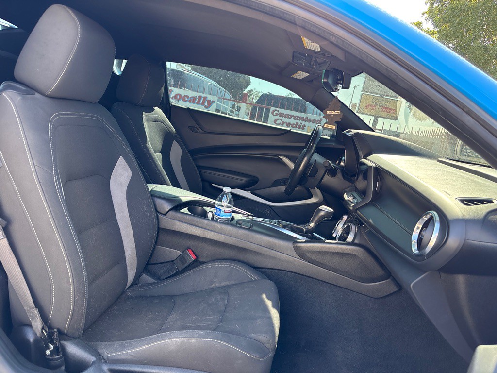 2023 Chevrolet Camaro Image 13