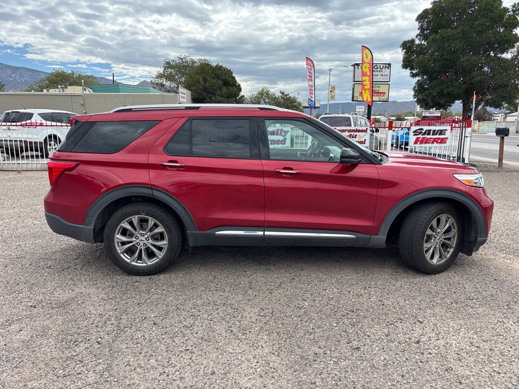 2020 Ford Explorer Image 8