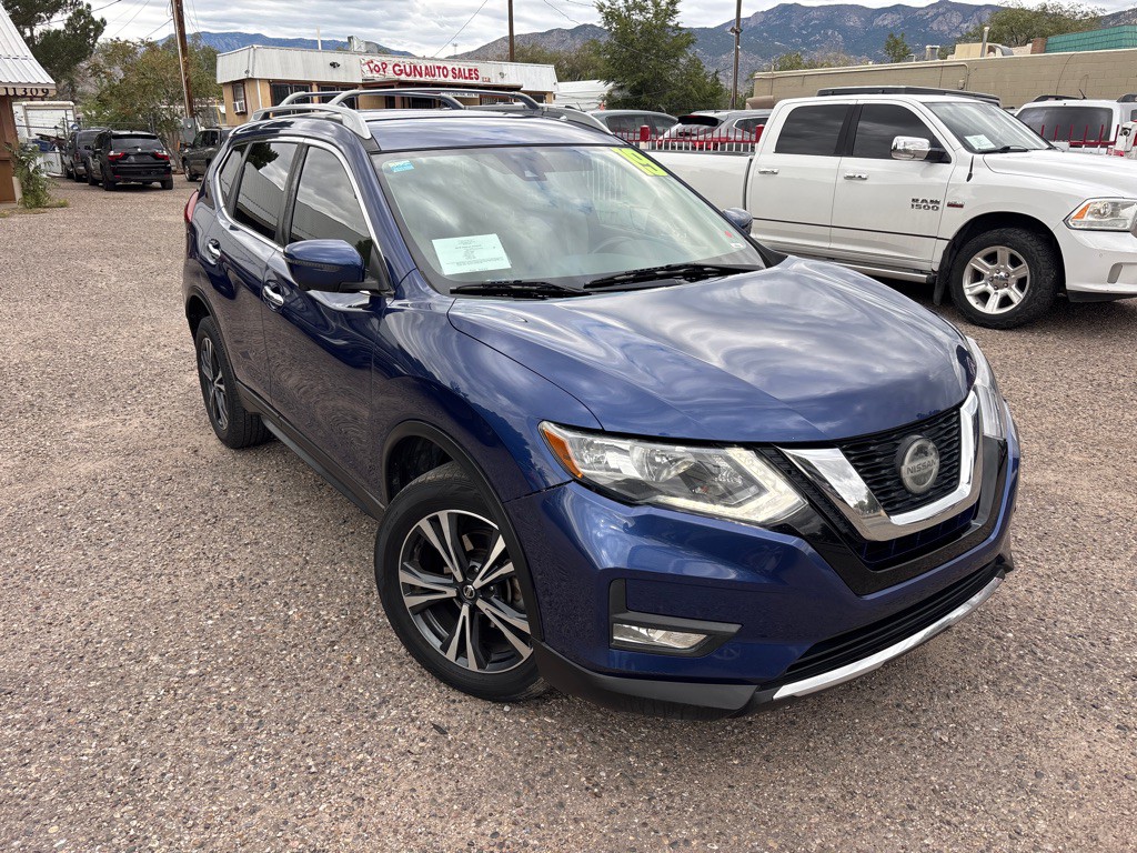 2019 Nissan Rogue Image 1