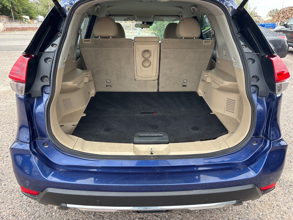 2019 Nissan Rogue Image 11