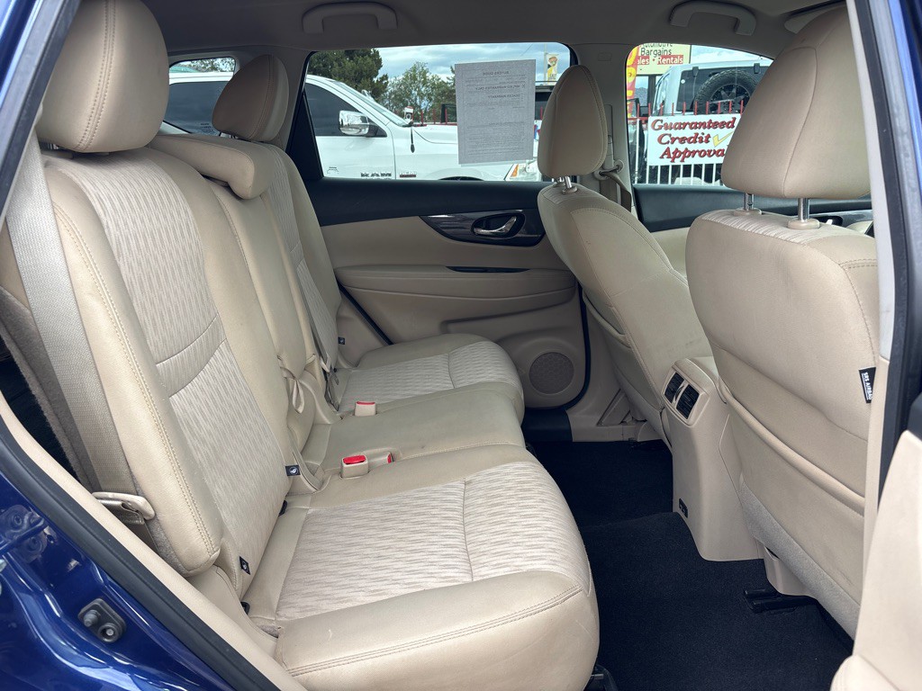 2019 Nissan Rogue Image 12