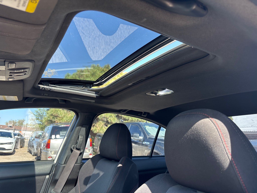 2015 Subaru WRX Image 19