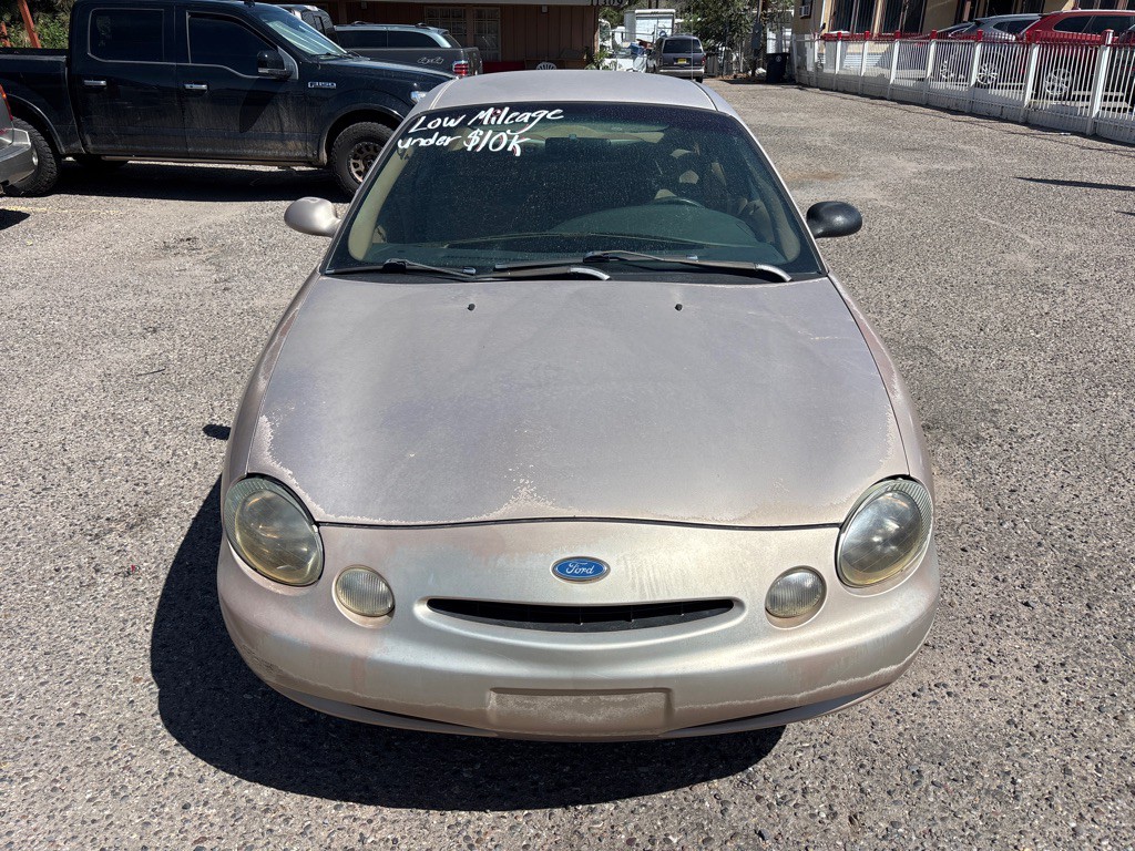 1997 Ford Taurus Image 2