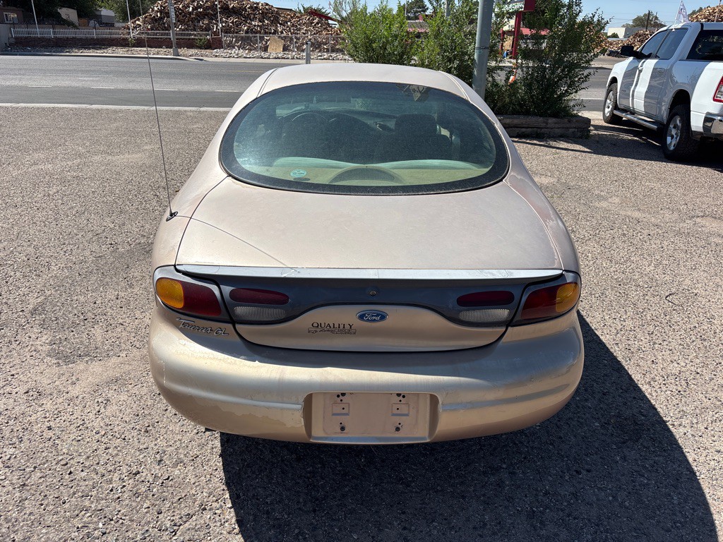 1997 Ford Taurus Image 6