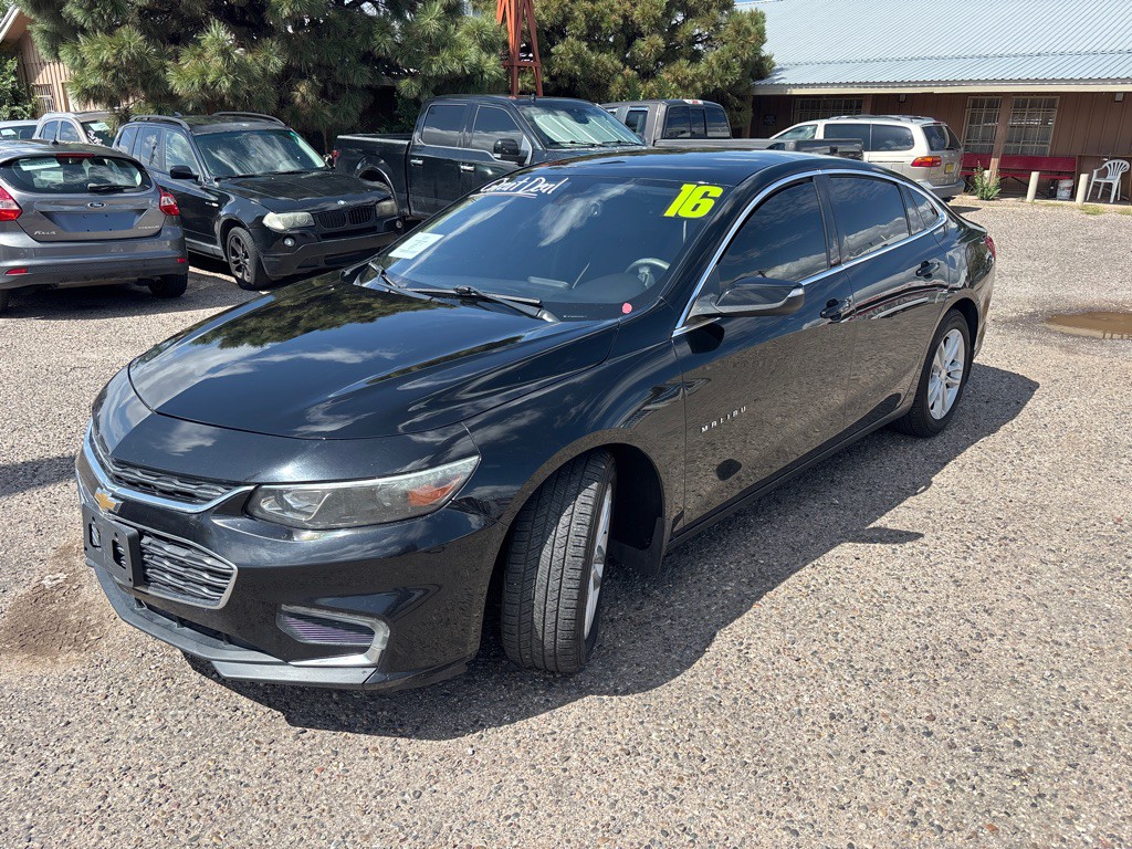 2016 Chevrolet Malibu Image 1