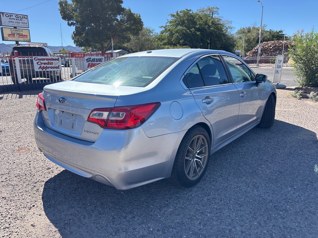 2015 Subaru Legacy Image 7